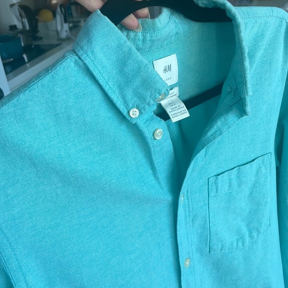100% Cotton Button Down - Picture 7 of 7